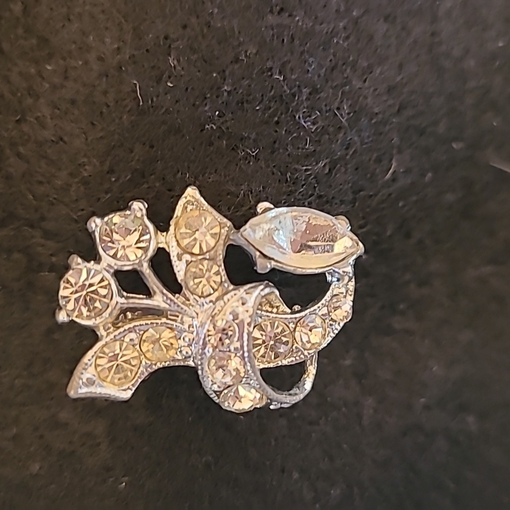 Antique Ice Crystal Rhinestone Brooch Floral Bouquet Wrapped in Ribbon Vintage